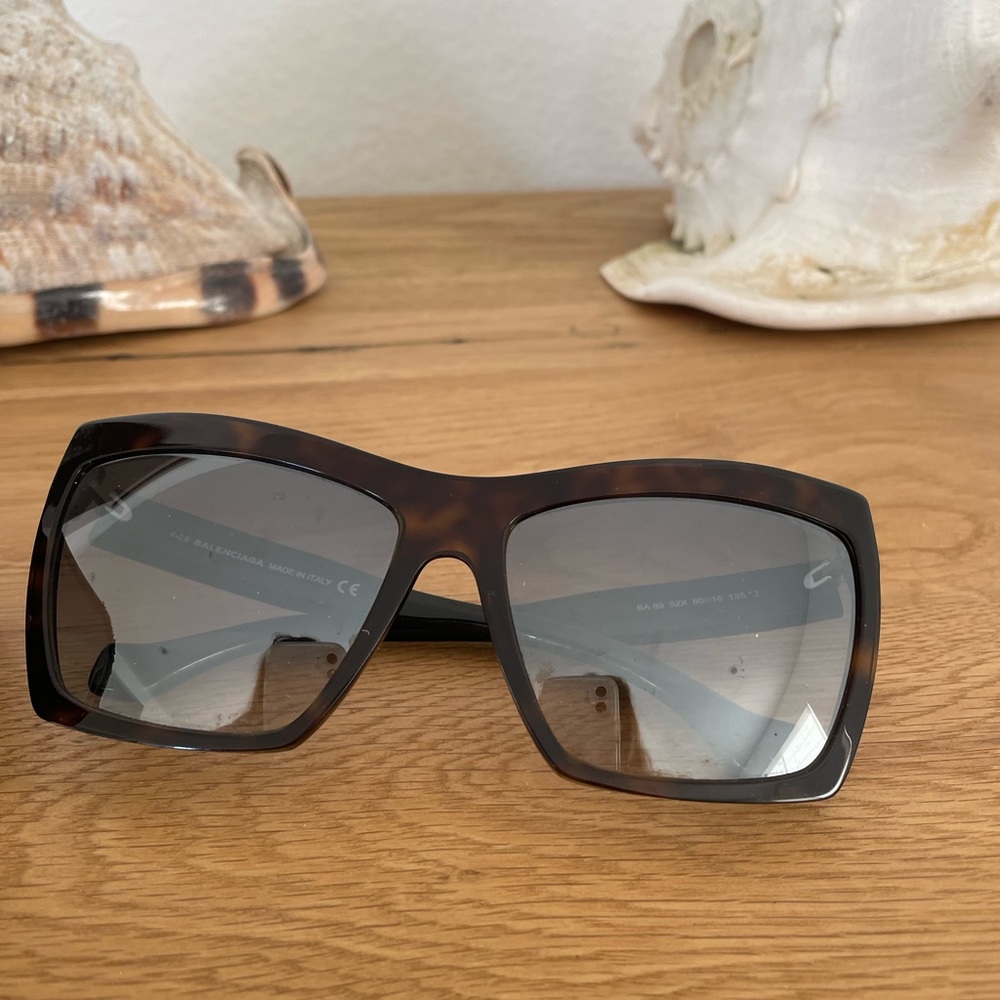 Balenciaga Women’s Eyewear - Square Tinted Waferer sunglasses